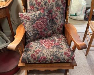 #45	Twin Rivers Furniture Co. Wood Rocker	 $45.00 			

