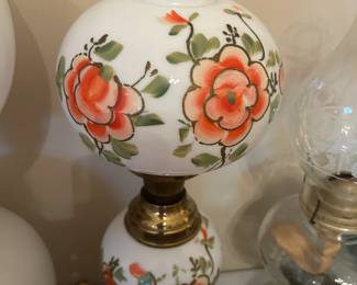 #155	globe  lamp with 19 inch tall 	 $20.00 			
