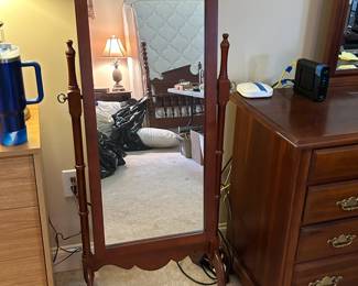 #75	Wood Tall floor Mirror - 22x60	 $40.00 			
