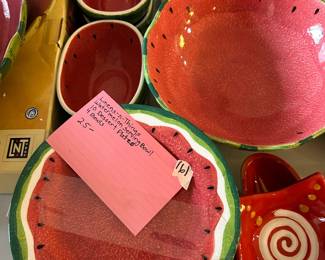 #161	Linens and things watermelon serving bowl and dishes 15 pieces	 $25.00 			
