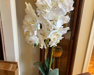 #30	Fake Orchid - 27" Tall	 $20.00 			
