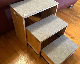 #153	stacking stool that folds up 	 $40.00 			
