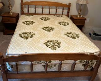  			
#7	Maple Full Size Headboard & Footboard & Mattress Set	 $175.00 			

