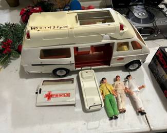 #126	Tonka Rescue ambulance metal with 3 figures (as-is)	 $45.00 			
