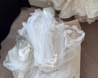 Vintage Wedding Dress with Veil