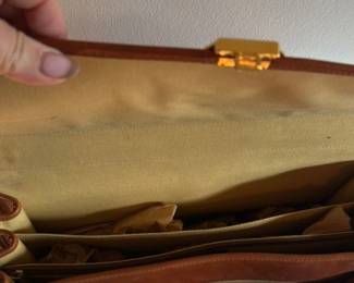 Tangaroa Leather Briefcase