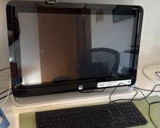 HP Pavilion All-in-One 23 b010t PC