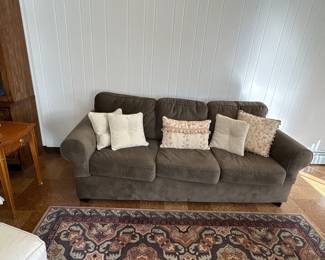 101Nov 08 2025 05 38pm5M2E