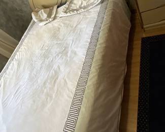 109Nov 08 2025 05 43pm4QsK