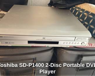 Toshiba SD-P1400 2-Disc Portable DVD Player
