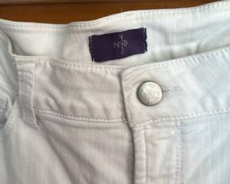 NYDJ White Cropped Jeans with Zipper Detail