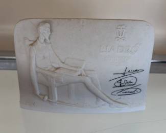 Lladro Porcelain Figurine "the Reader"