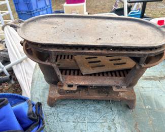 Cast iron cooker
Cast iron skillets