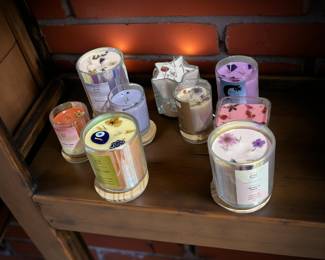 Organic Candles with Crystals and Fragranced