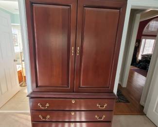 Link-Taylor wardrobe