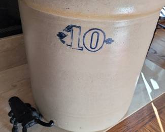 10 Gallon crock