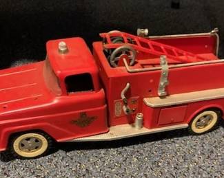 Vintage Tonka No. 5 Suburban Pumper fire truck.