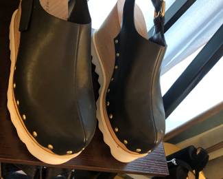 Never worn Stella McCartney 