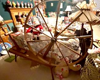 Antique spinning wheel