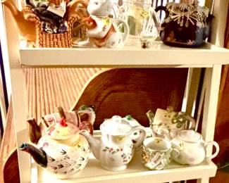 tons of collectible teapots!