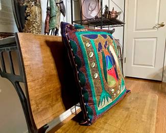 International Art and Decor