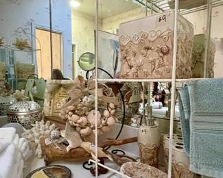 Neutral Sea Shell Decor