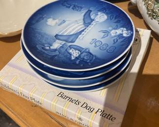 Barnets Dag collectible plates