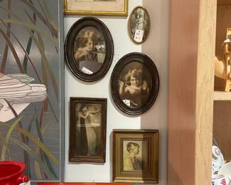 Vintage and antique pictures,
etches, drawings, 