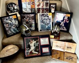Aikman, Bill Bates, Emmett Smith, Mavs Floor Autographs