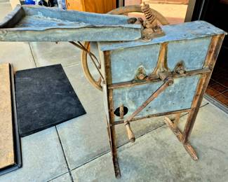 John Deere corn sheller