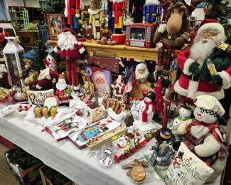 Much, vintage and modern Christmas from 6 different estates and families.