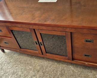 Flat screen/media cabinet