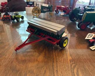CASE DIECAST GRAIN DRILL