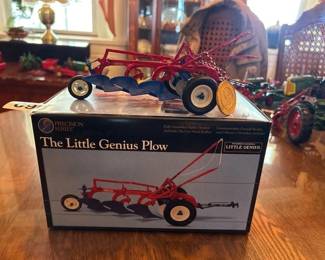 ERTL PRECISION SERIES THE LITTLE GENIUS PLOW
