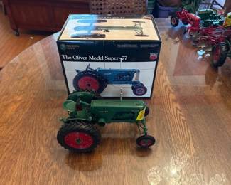 OLIVER SUPER 77 ERTL PRECISION SERIES