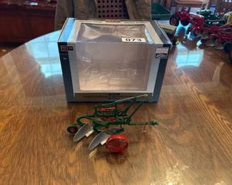 OLIVER 2 BOTTOM SPECCAST PLOW