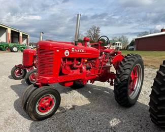 FARMALL SUPER M TRACTOR