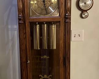 2grandfather clock