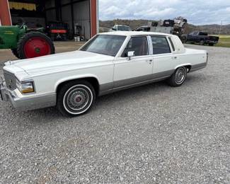 1990 Cadillac Brougham