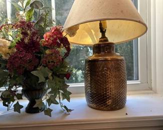 LAMP AND DECORATIVE FLORAL ARRANGEMENTS