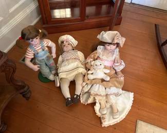 VINTAGE DOLLS
