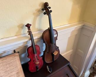 ANTIQUE VIOLIN AND DECORATIVE VIOLIN