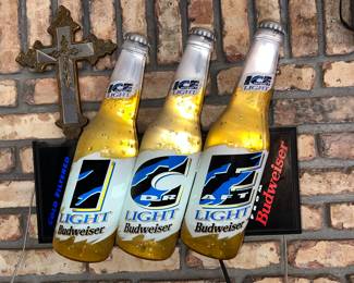 Budweiser Ice Light Beer Triple Bottles Light Sign wall display bar 3D draft