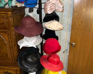 Vintage women’s hats