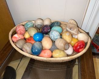 Large collection of stone, marble, alabaster Eggs