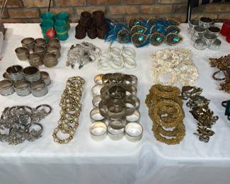 Large collection of Napkin rings
