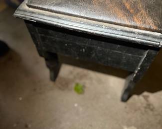 ANTIQUE SHOESHINE KIT