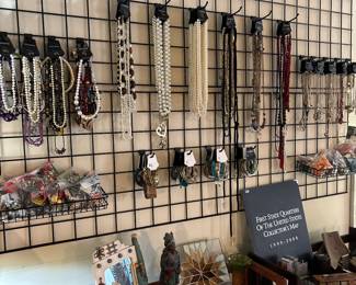 Lots of Jewelry