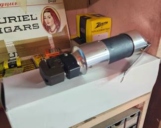 Air punch flange tool