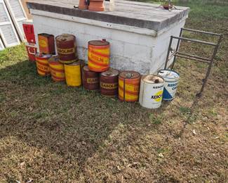 Various vintage gas tanks